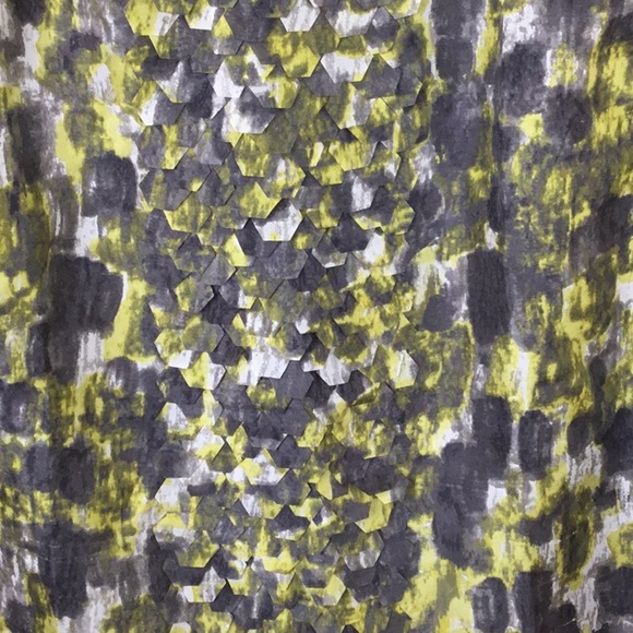 Talbots 100% Silk Tiered Sleeveless Blouse Top EUC - Picture 3 of 6